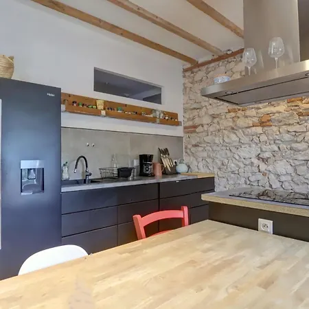 Agreable Maison De Ville, Jardin, Parking Gratuit